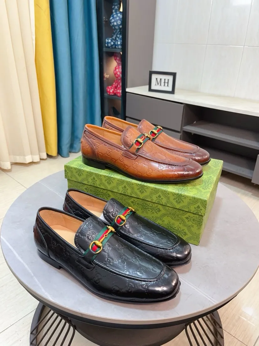 Men's shoes 💰500🌹🌹【GUCCI】The most popular classic Gucci leather shoes. Synchronized with the official website, the upper is made of Italian first-layer cowhide ➕cowhide lining, with unique brand and unique craftsmanship. Highlighting the hot style of the new year. Stop hesitating, stop wandering, get it now. Number: 38--44